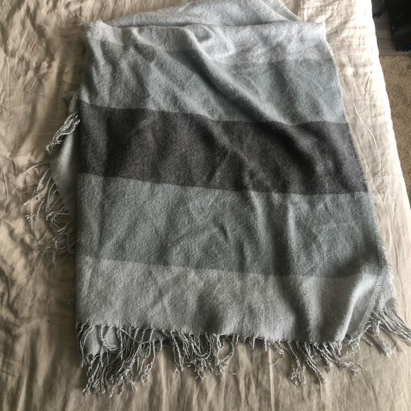 Zara Other - Zara Home Grey Stripe Knit Throw Blanket